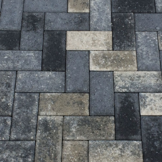 Grau-Schwarz Betonklinker