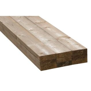 Fichte C, gehobelt, getrocknet rechtwinklig, behandelt, FSC 32x50 mm